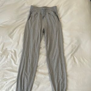 Lulu lemon joggers